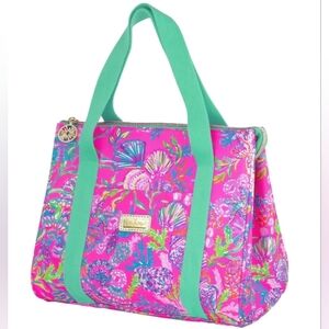 Lilly Pulitzer Cute Insulated Lunch Bag In "Shell Me"